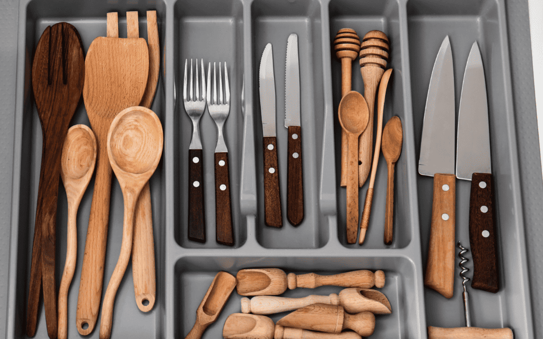5 Genius Small Kitchen Drawer Solutions for a Tidy Home